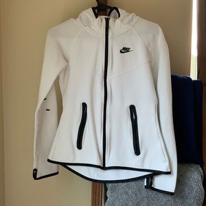 White Nike hoodie